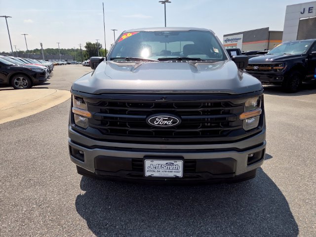 Used 2026 Ford F150 XLT w/ XLT Black Appearance Package RWD image 2