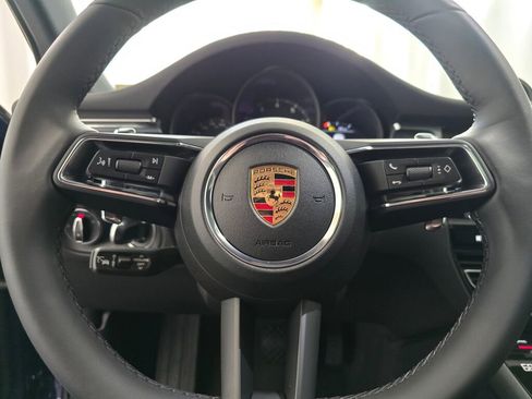 New 2026 Porsche Macan image 15
