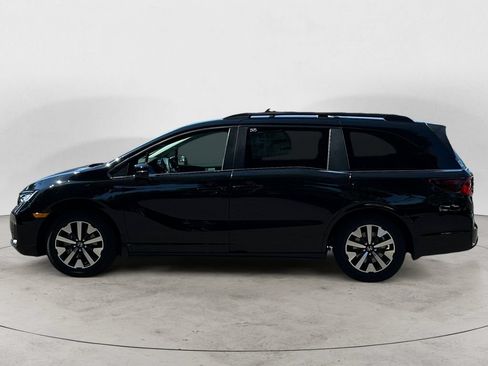 Used 2025 Honda Odyssey EX-L image 2