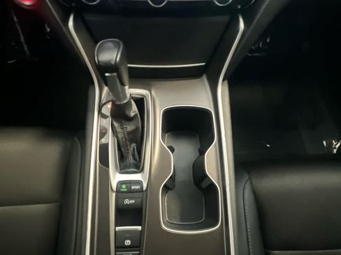 Used 2021 Honda Accord Sport image 19