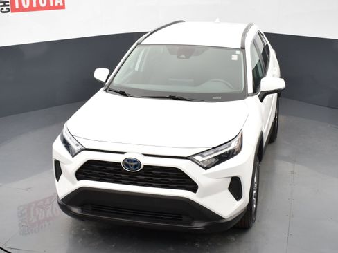 Used 2024 Toyota RAV4 LE image 22