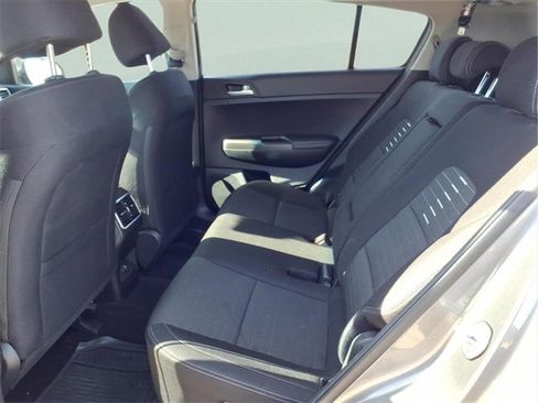 Used 2018 Kia Sportage LX image 27