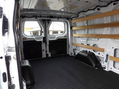 Used 2024 Ford Transit 250 w/ Exterior Upgrade Package image 28