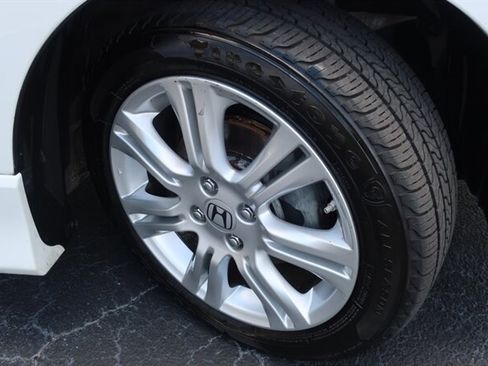 Used 2009 Honda Fit Sport image 32