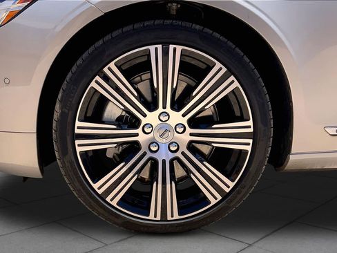 Used 2024 Volvo S90 B6 Ultimate w/ Protection Package Premier AWD/4WD image 11