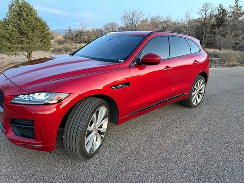 Used 2017 Jaguar F-PACE R-Sport AWD/4WD image 12