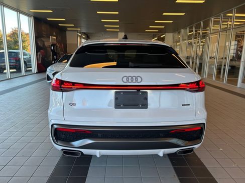 New 2025 Audi Q5 Prestige image 14