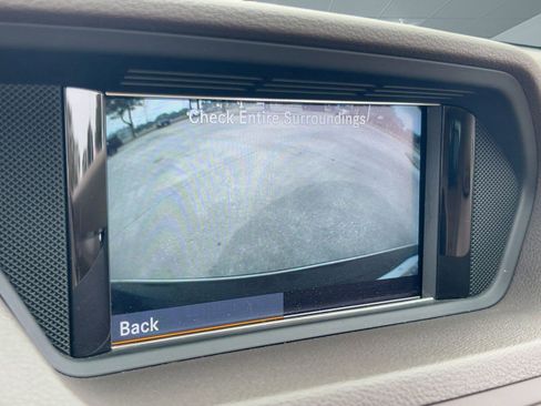 Used 2011 Mercedes-Benz E 350 E 350 image 23