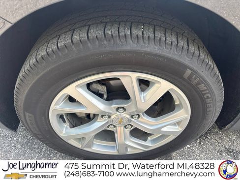 Used 2021 Chevrolet Equinox LT AWD/4WD image 10