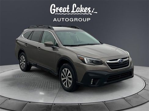 Used 2021 Subaru Outback Premium image 7