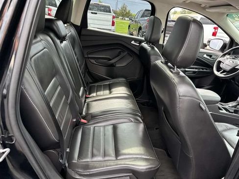 Used 2018 Ford Escape Titanium w/ Ford Safe & Smart Package AWD/4WD image 26