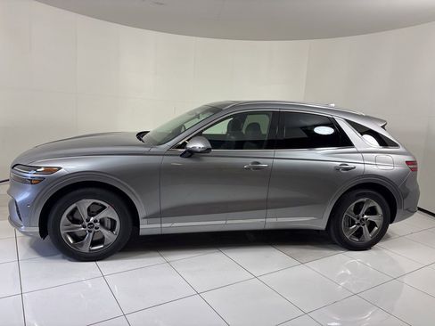 New 2026 Genesis GV70 2.5T Advanced AWD/4WD image 2