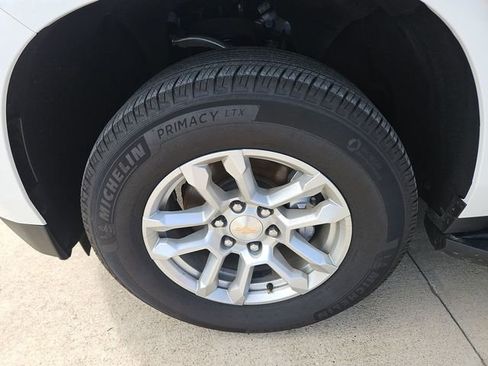 Used 2025 Chevrolet Tahoe LT image 30