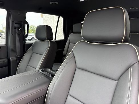 Used 2026 GMC Yukon Elevation w/ LPO, Floor Liner Package AWD/4WD image 16