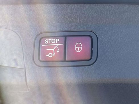 Used 2024 Mercedes-Benz GLE 63 AMG S image 11