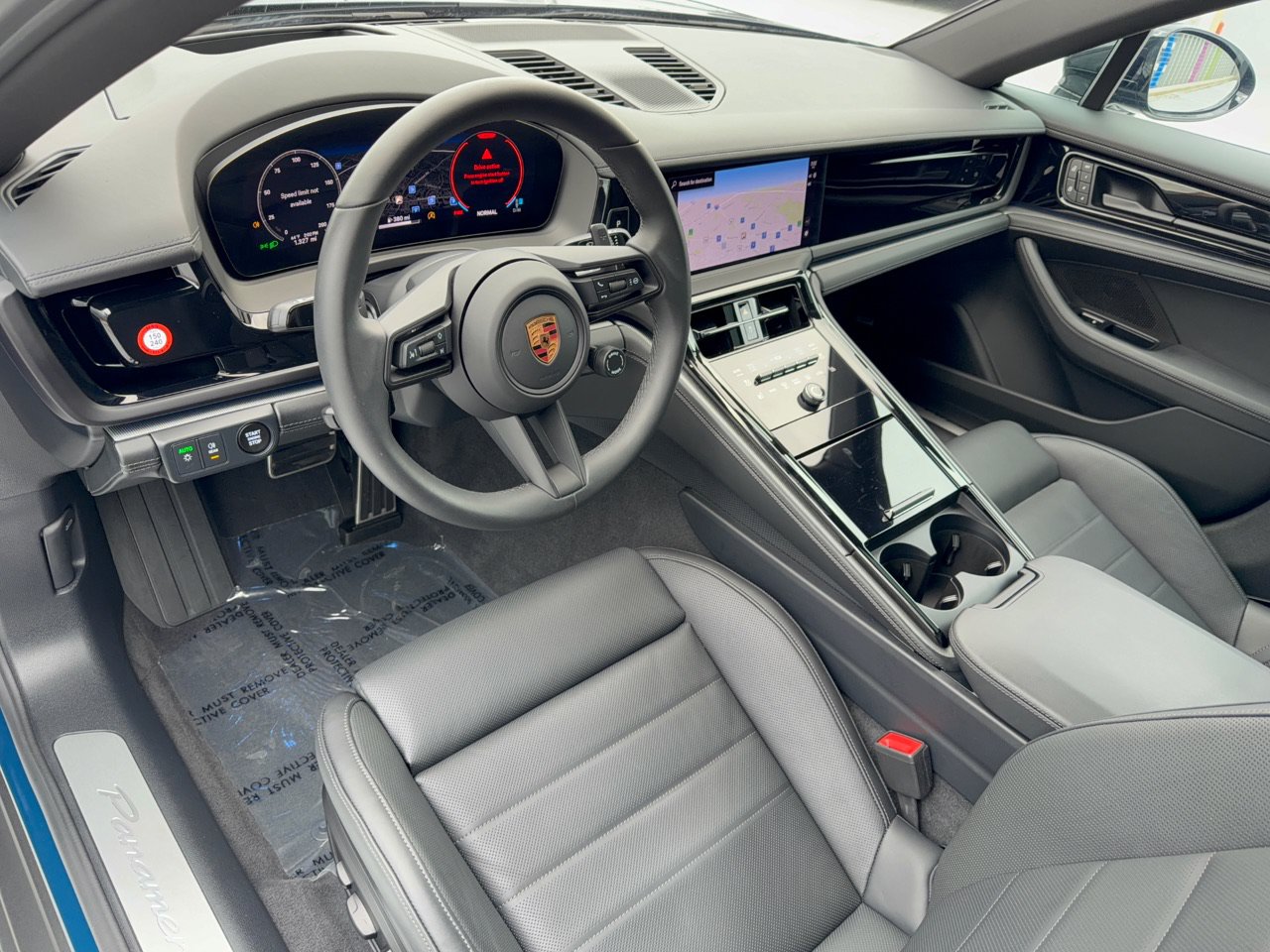 Certified 2026 Porsche Panamera 4 AWD/4WD image 4