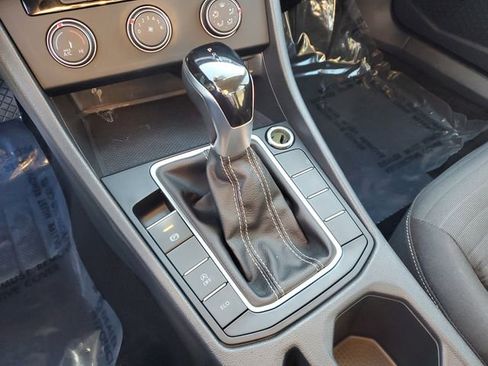 Used 2024 Volkswagen Jetta S image 24