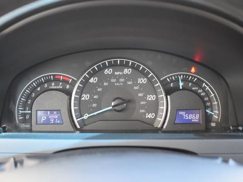 Used 2012 Toyota Camry LE FWD image 10