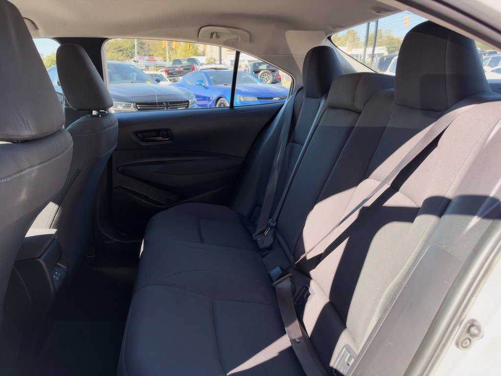 Used 2024 Toyota Corolla LE FWD image 25
