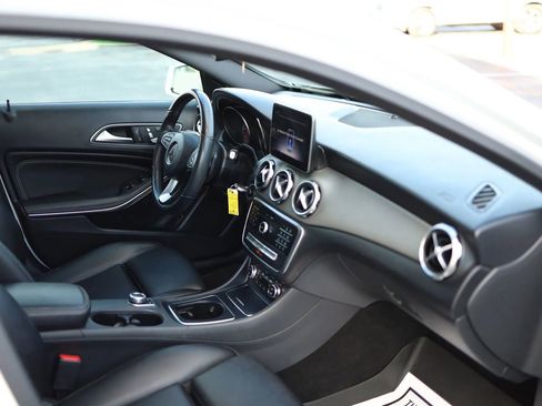Used 2019 Mercedes-Benz GLA 250 image 51