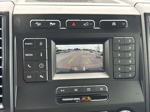 Used 2018 Ford F150 XL w/ Equipment Group 101A Mid AWD/4WD image 9