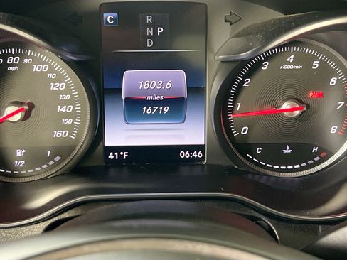 Used 2018 Mercedes-Benz C 300 4MATIC image 12