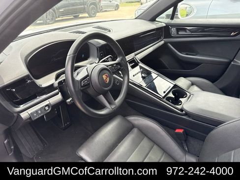 Used 2025 Porsche Panamera RWD image 4