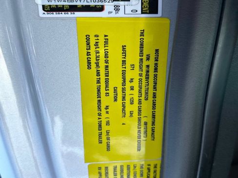 Used 2020 Mercedes-Benz Sprinter 2500 image 27