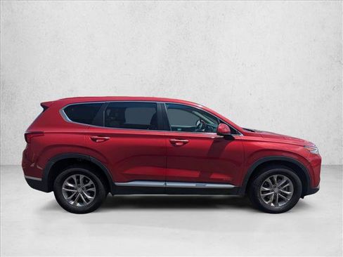 Used 2019 Hyundai Santa Fe SE w/ Cargo Package FWD image 4