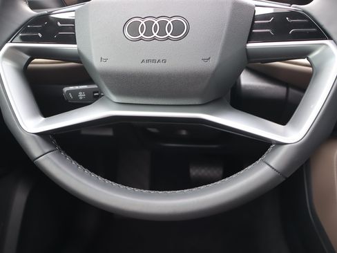 Used 2025 Audi Q5 Prestige AWD/4WD image 16