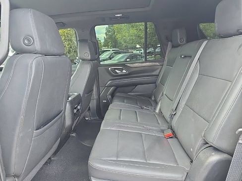 Used 2022 Chevrolet Tahoe LT w/ LT Signature Package AWD/4WD image 10