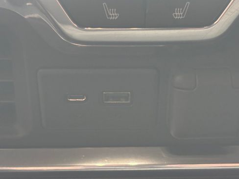 Used 2021 GMC Sierra 1500 SLT image 6