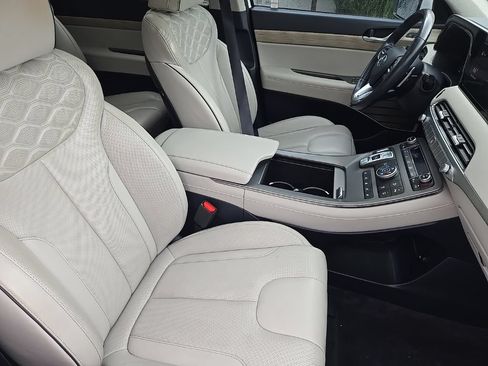 Certified 2021 Hyundai Palisade Limited AWD/4WD image 30