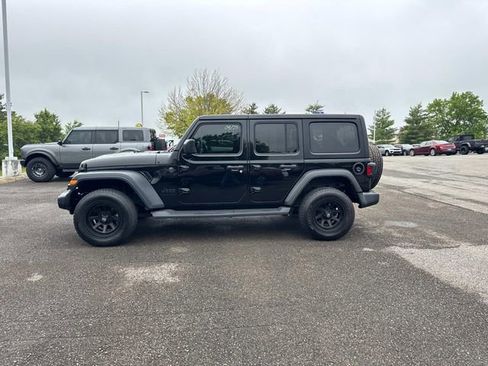 Used 2023 Jeep Wrangler Unlimited Sport AWD/4WD image 8