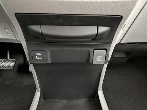 Used 2023 Honda Odyssey EX-L image 9