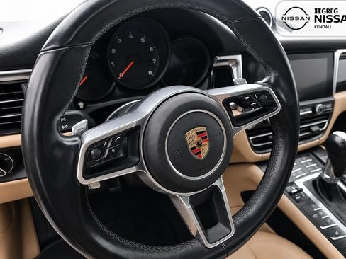 Used 2019 Porsche Macan AWD/4WD image 9
