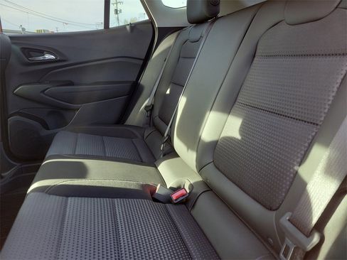 Used 2024 Chevrolet Trax LT w/ Driver Confidence Package image 9