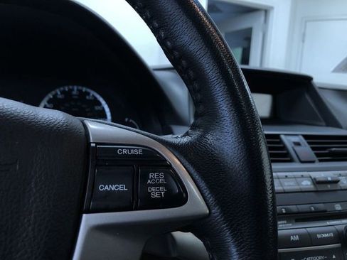 Used 2010 Honda Accord EX-L image 24