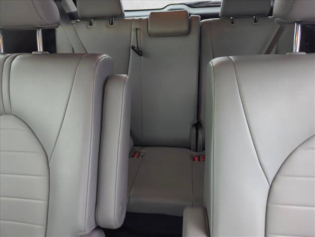 Used 2022 Toyota Highlander XLE FWD image 10