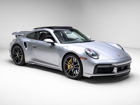 Used 2021 Porsche 911 Turbo S image 8