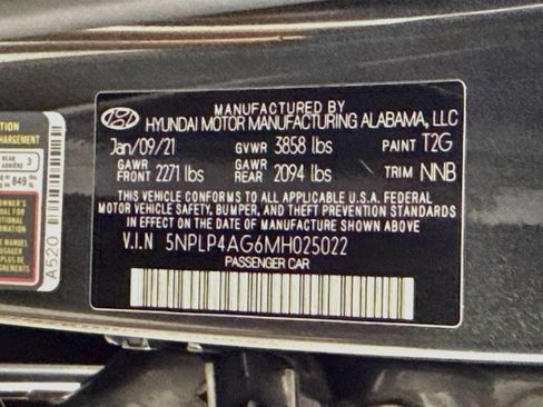 Used 2021 Hyundai Elantra Limited w/ Cargo Package FWD image 40