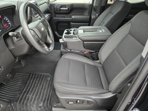 Used 2023 Chevrolet Silverado 1500 Custom image 15