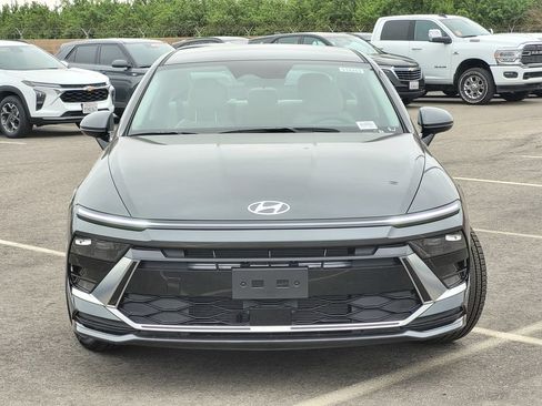 New 2026 Hyundai Sonata SEL FWD image 2
