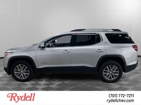 Used 2018 GMC Acadia SLE AWD/4WD image 2