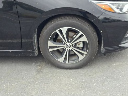 Used 2023 Nissan Sentra SV image 3