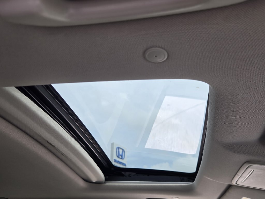 Used 2023 Honda CR-V EX image 18
