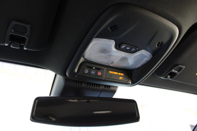 Used 2024 GMC Canyon Elevation w/ Convenience Package RWD image 13