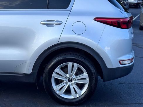 Used 2018 Kia Sportage LX AWD/4WD image 34