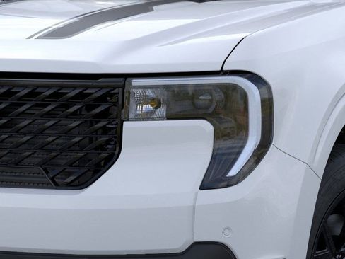 New 2025 Ford Maverick Lariat w/ Black Appearance Package image 22