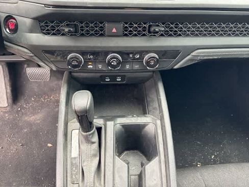 Used 2025 Honda Accord LX image 19